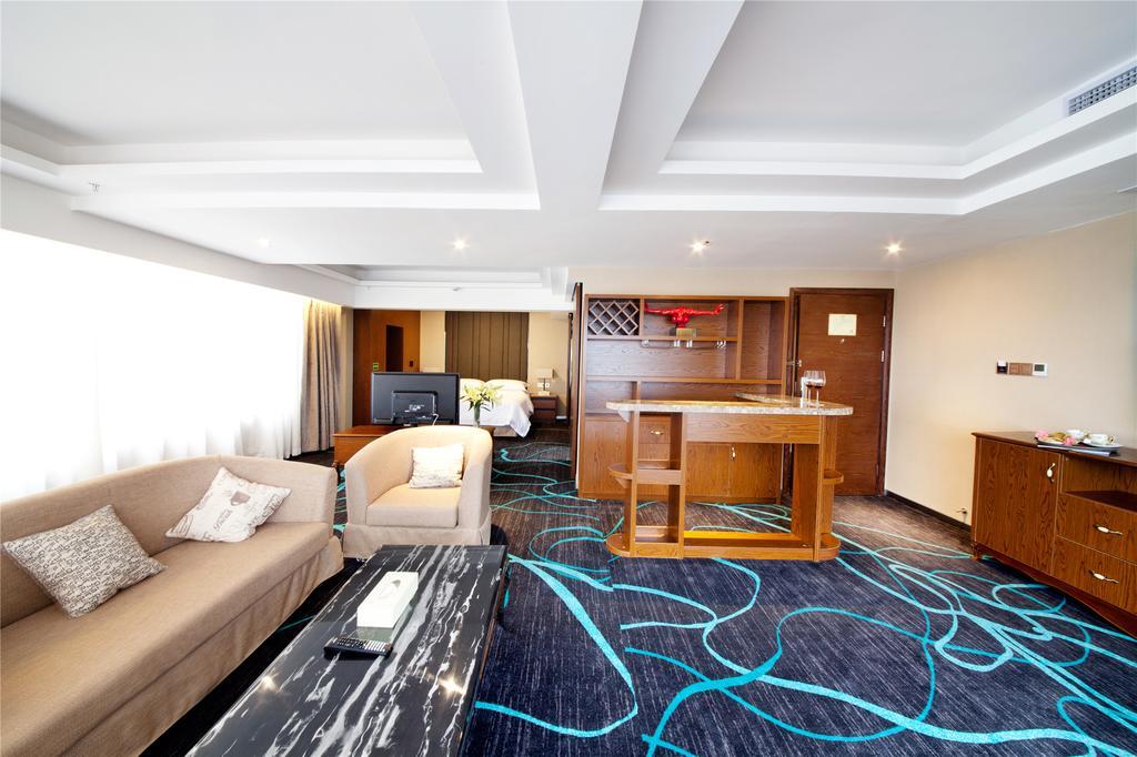 Vienna Hotel Guilin Xiangshan Park Exterior photo